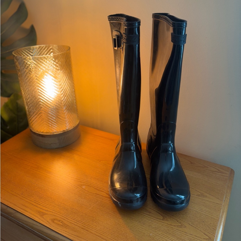 Black Rain Boots